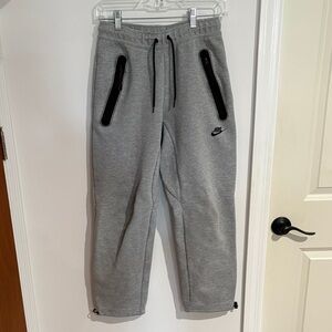 Nike Heather Gray Joggers with Black Details